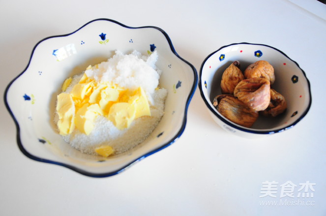 椰蓉无花果玫瑰面包