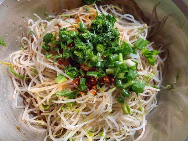 豆芽这样做好吃又下饭