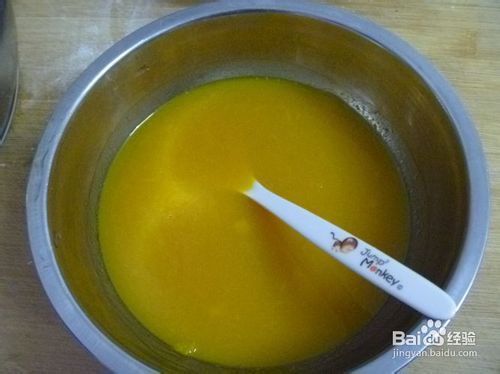 【简单制作的花样饼大全】双色南瓜薄饼
