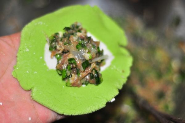 猪肉韭菜虾仁水晶饺