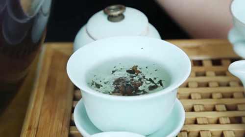 如何冲泡普洱茶
