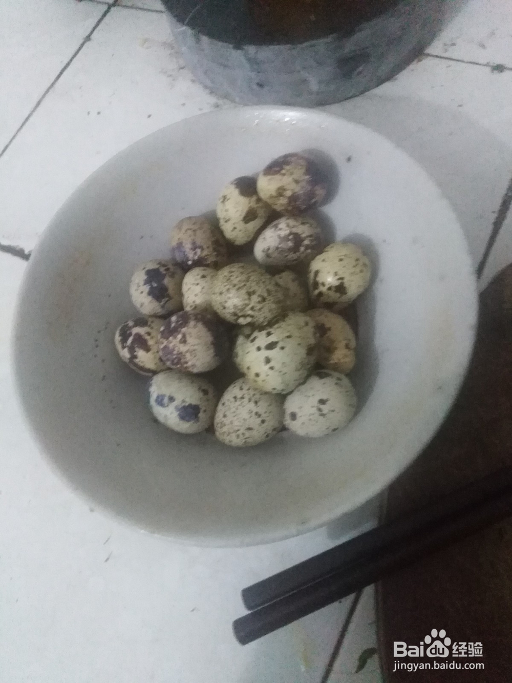 鹌鹑蛋如何炒虾皮？