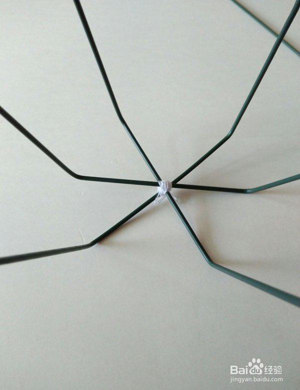 皱纹纸diy彩色手工笔筒