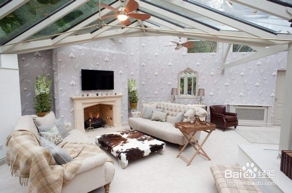 想买墙纸自己装房间，哪位有好的建议？