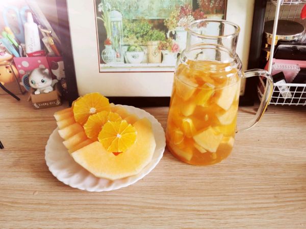 蜜桃乌龙水果茶