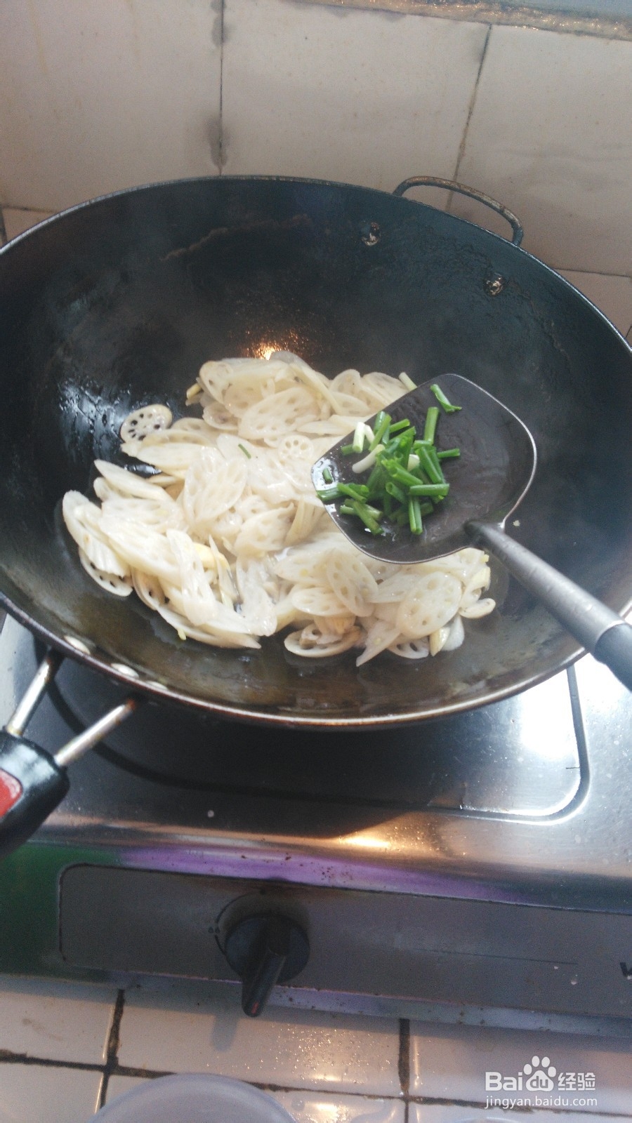 素炒嫩藕带的做法