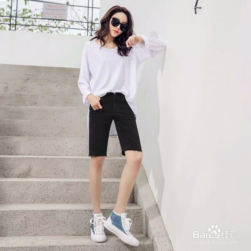 女士黑色五分裤搭配