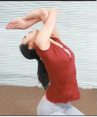 丰胸的最快方法瑜伽动作帮你丰胸