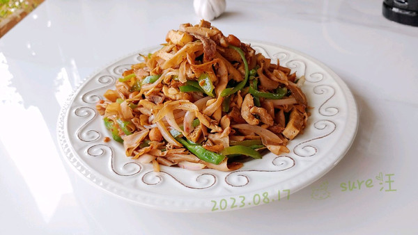 葱椒肉丝油豆皮