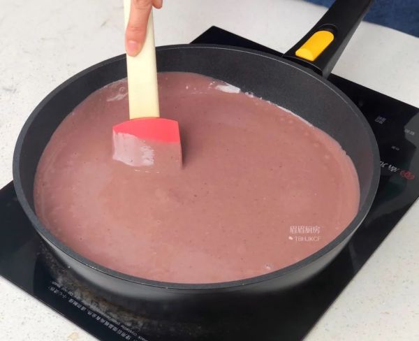 红豆薏米芡实糕