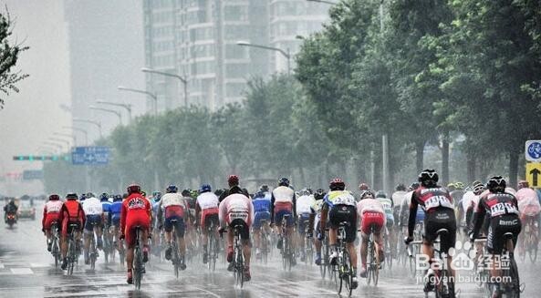 <b>雨天骑行如何预防摔车</b>