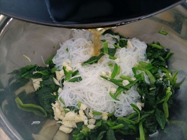 珍选捞汁拌菠菜