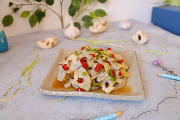 开胃小菜凉拌藕片