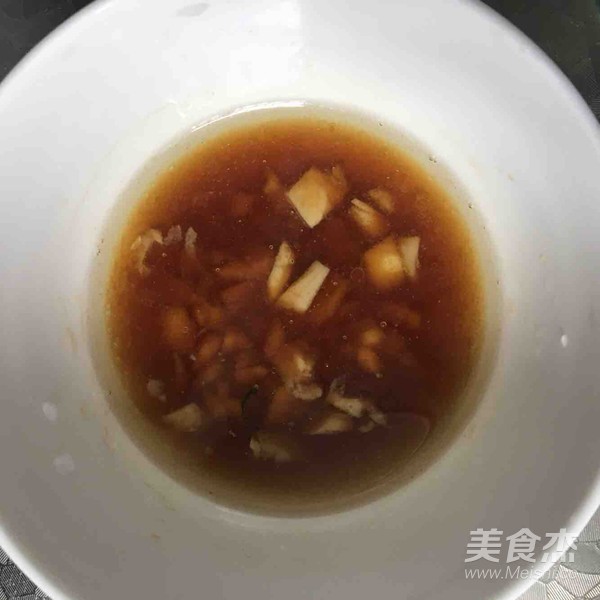 凉拌金针菇黄瓜