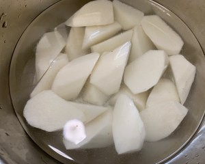美食汤羹--滋补山药鸽子汤