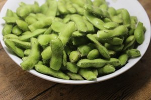 简单快菜凉拌毛豆