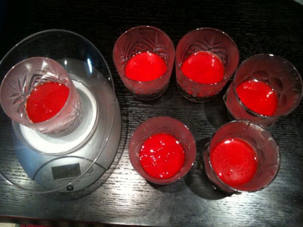 低卡草莓冻酸奶布丁