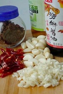 蒜爆鱼--3步搞定风靡徐州多年的蒜爆鱼