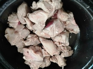 食补佳品羊肉煲的做法