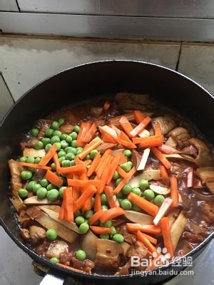 教你怎么做香干焖五花肉