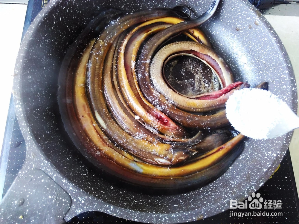 尖椒丝爆黄鳝的做法