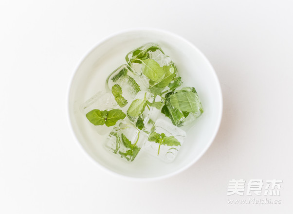 青瓜薄荷饮的做法