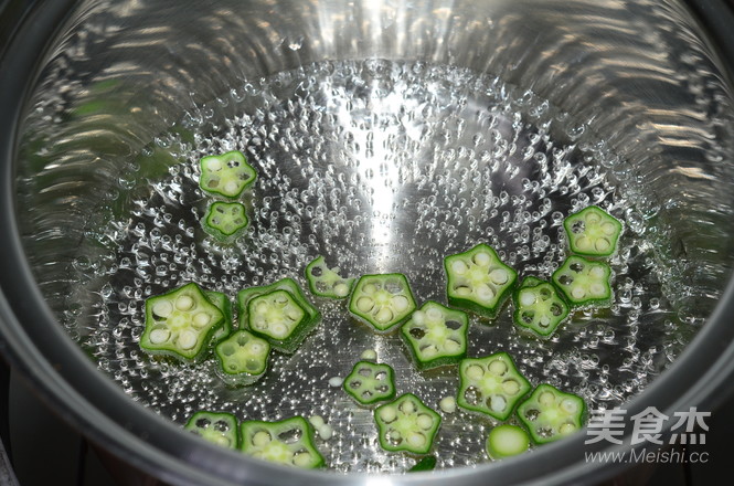 蔬菜鸡蛋烤吐司