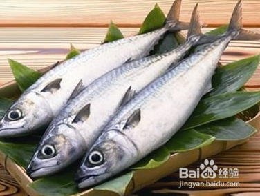 鱼肉和鱼骨头怎么分开