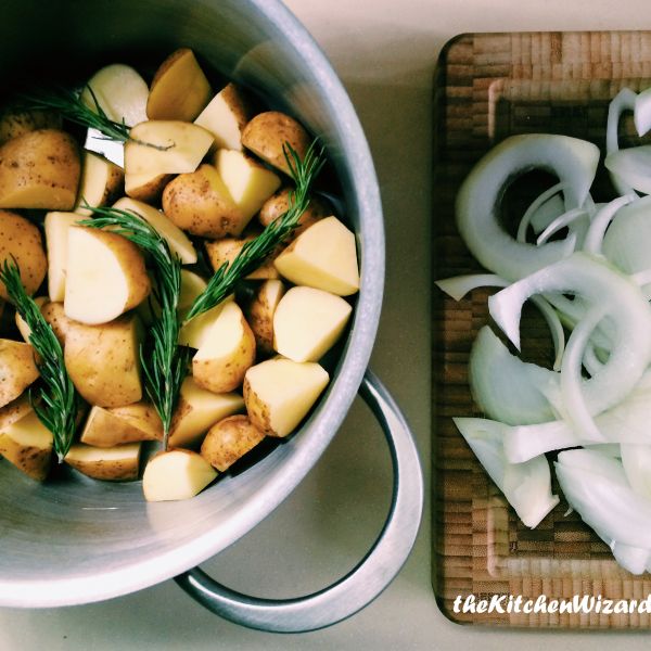 迷迭香洋葱烤土豆
