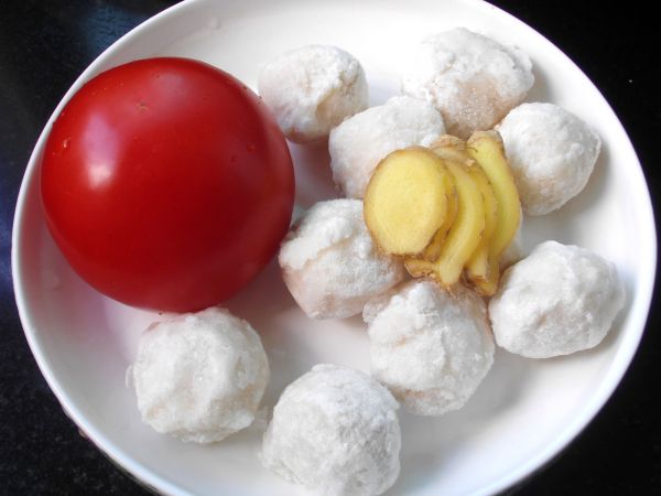 番茄姜丝鱼丸汤