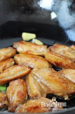 蚝油炒鸡翅的做法