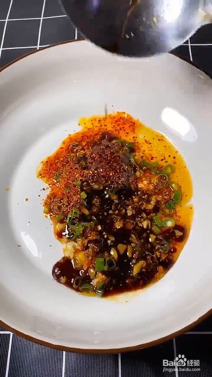 如何自制酸辣粉？