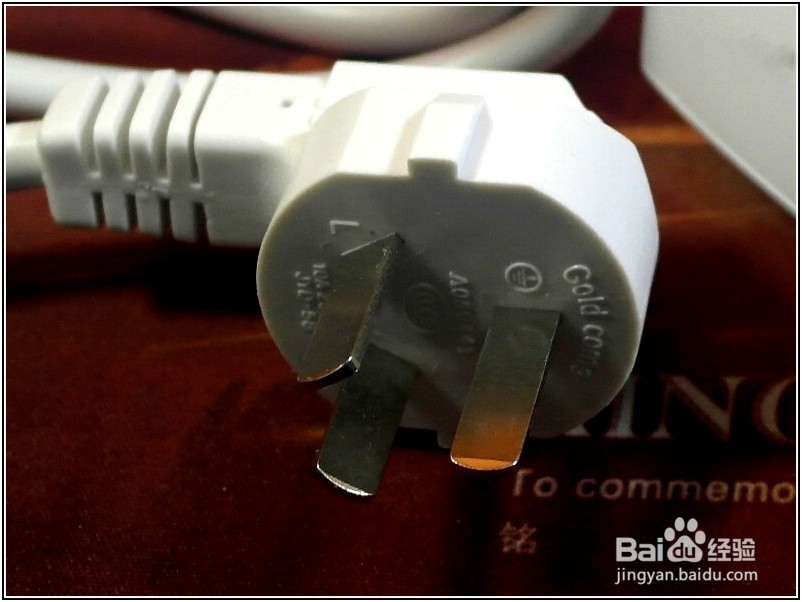 绿联CD103双孔位五USB智能插线板功能使用