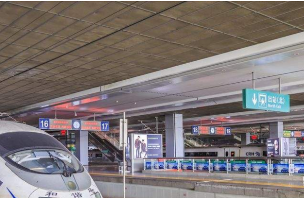 上海高铁站在哪里是不是和火车站在一起