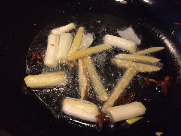 家常鸡爪～下酒菜