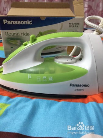 松下电熨斗怎么加水