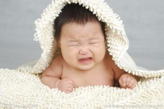 婴儿哭闹的主要原因