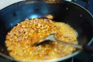自制牛肉酱怎么做详细教程图解~