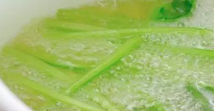 内裤上的黄渍怎么洗掉