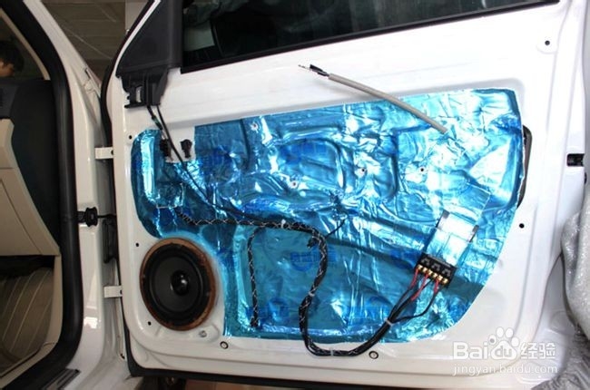 朴实无华简改霸克 大众朗逸改装美国霸克音响