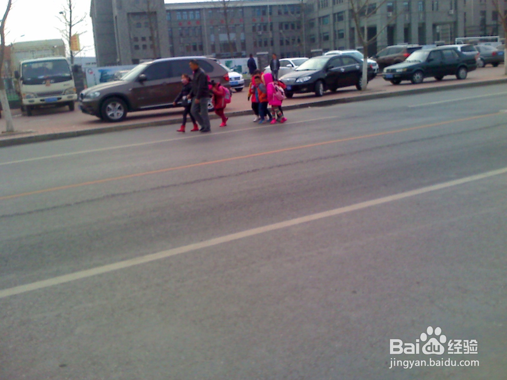 老年人在外出的时候要注意的问题