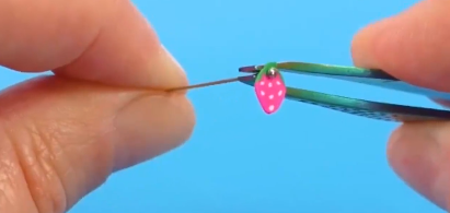 怎样给芭比制作漂亮的水果耳钉