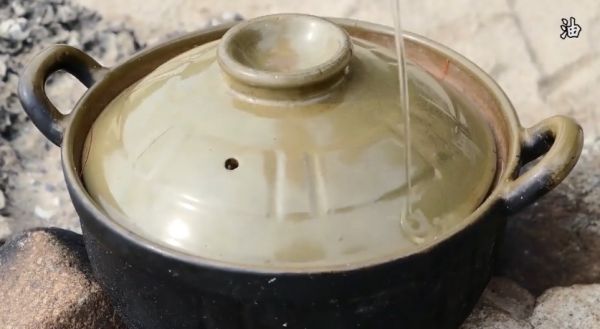 加拿大北极虾腊味煲仔饭