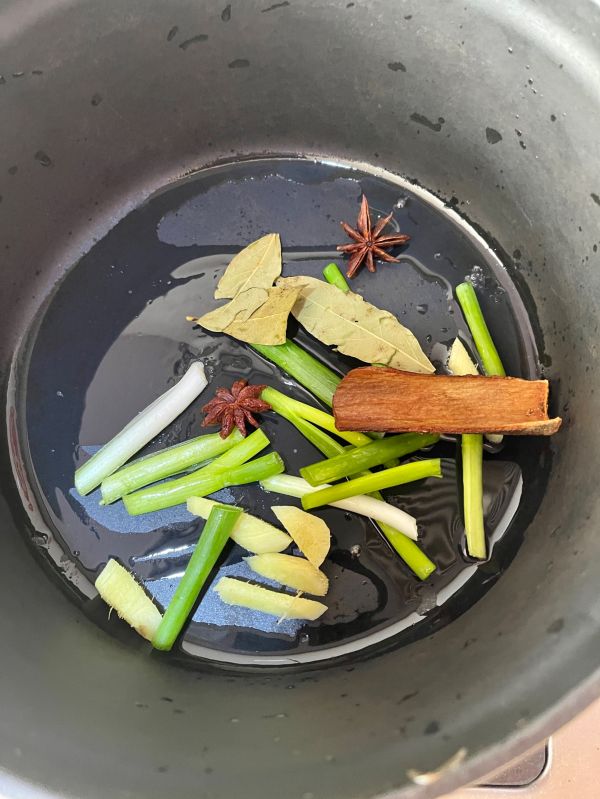 桂花鹌鹑蛋红烧肉