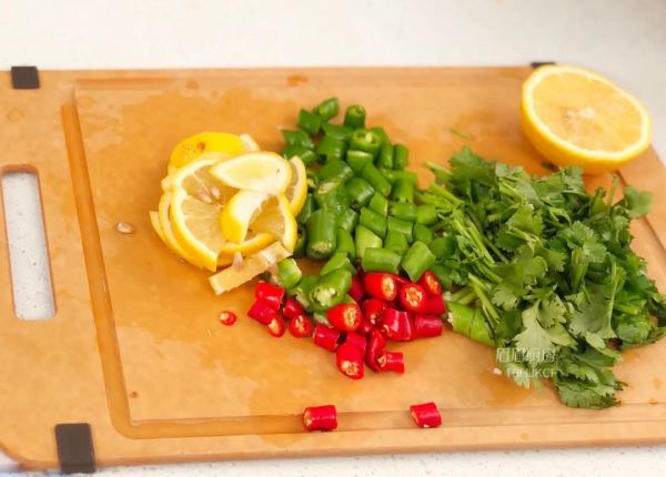 泰式捞汁小海鲜