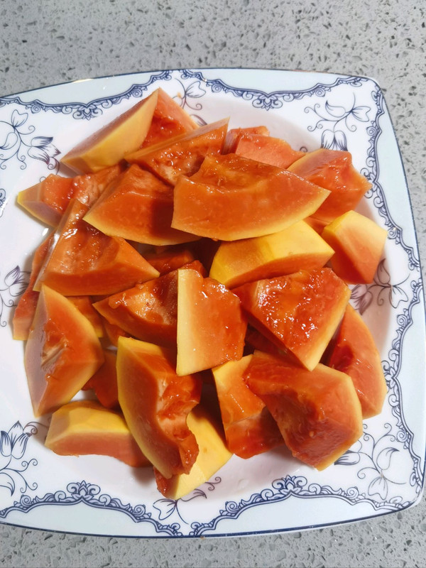 木瓜眉豆花生鸡爪汤