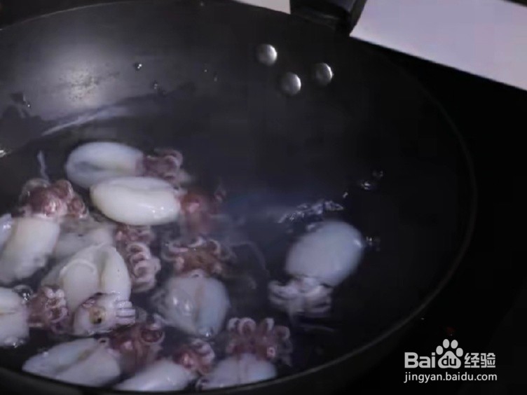 家常版韭菜炒墨鱼仔教程