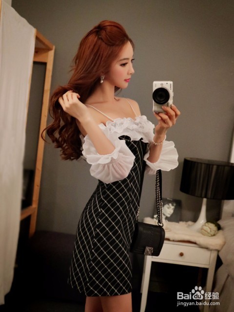 小小吊带衫,让你的性感大升级