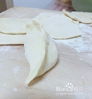 怎么做美味可口的南瓜虾米蒸包