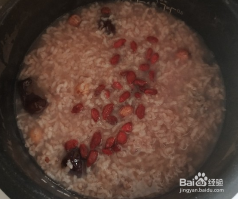 红枣莲子粥的做法[图]